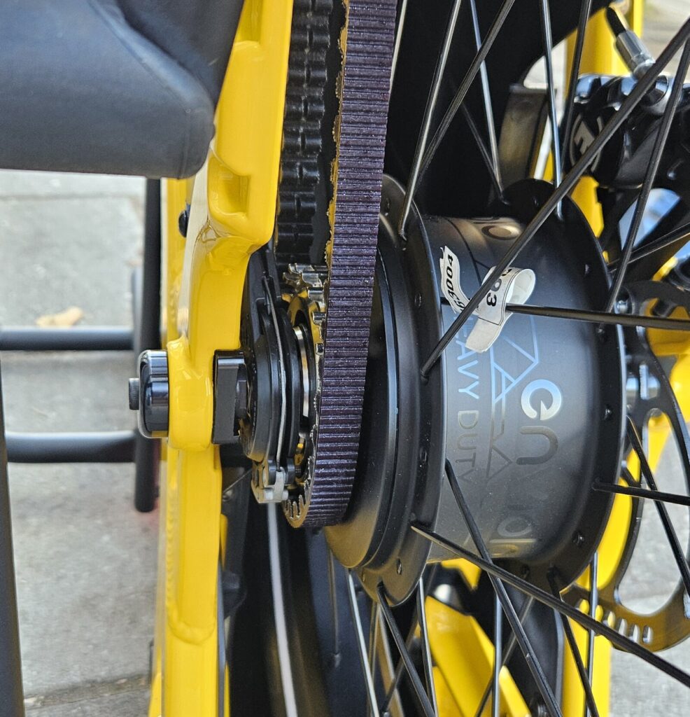 Enviolo Heavy Duty hub and Gates belt in the rear wheel of a Tern GSD P00
