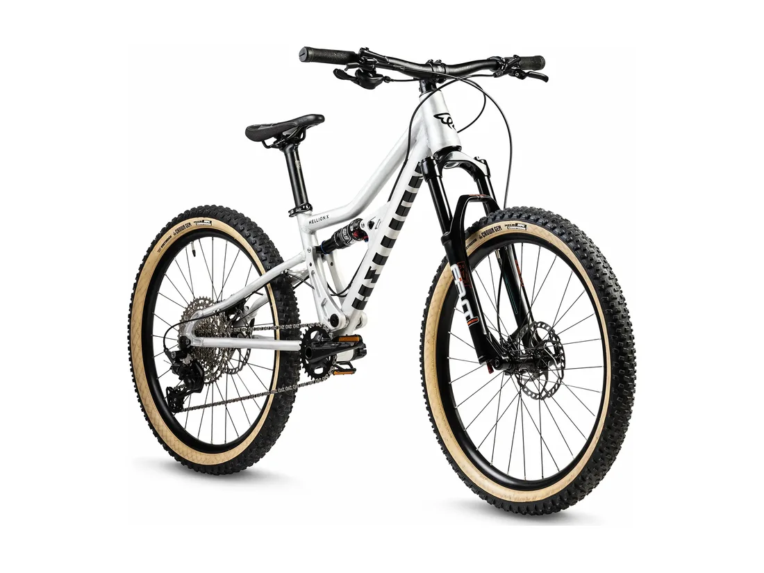 Early Rider Hellion X24 kids mountain bike